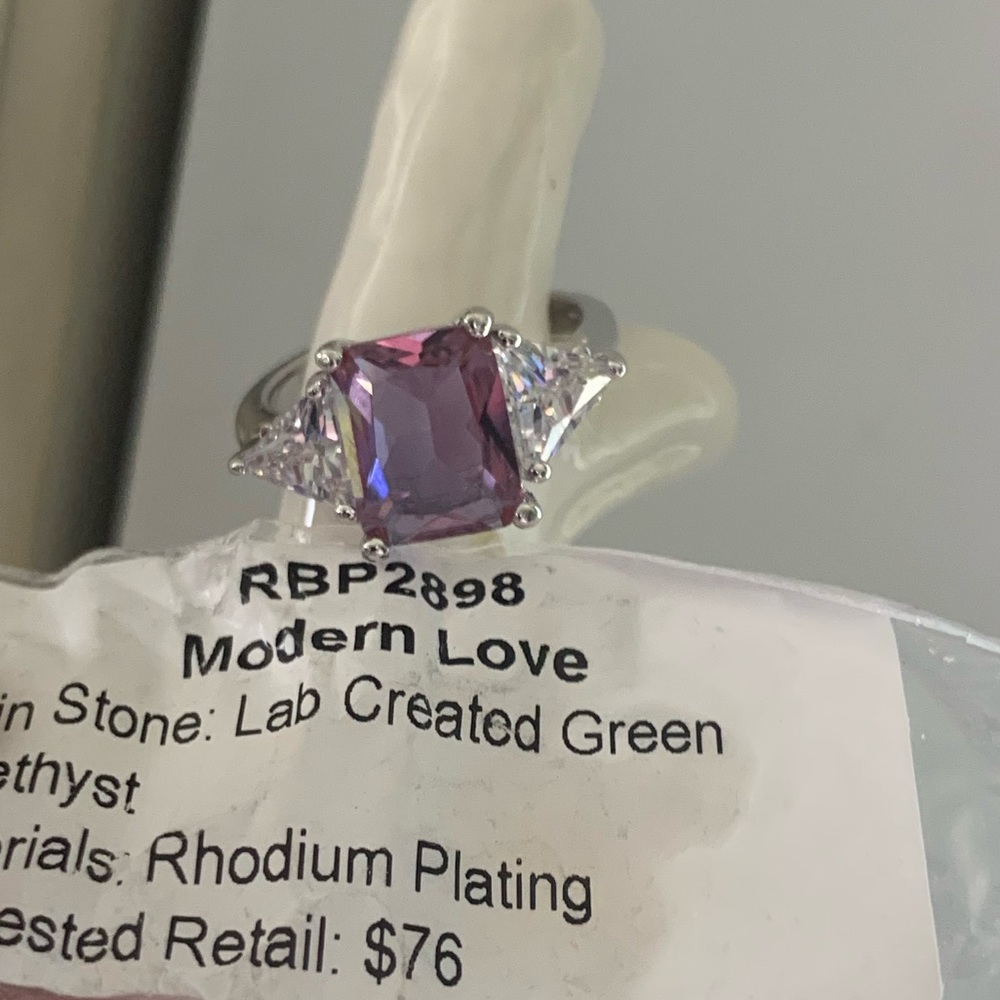 Size 7 green Amethyst